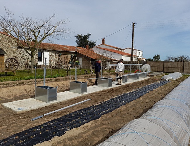 chantier de panneaux solaires photovoltaïques par Kbane