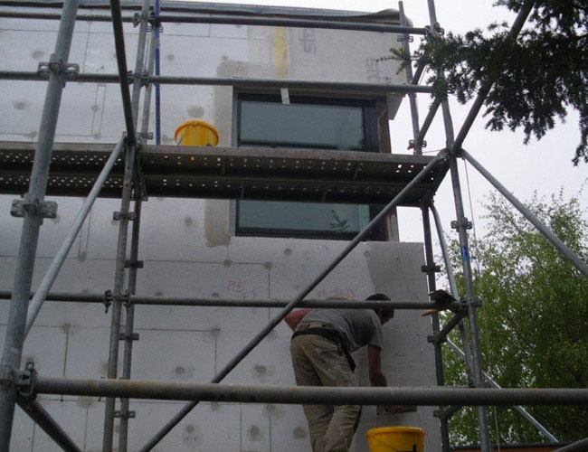 Isolation par l'extérieur d'une maison à Anstaing