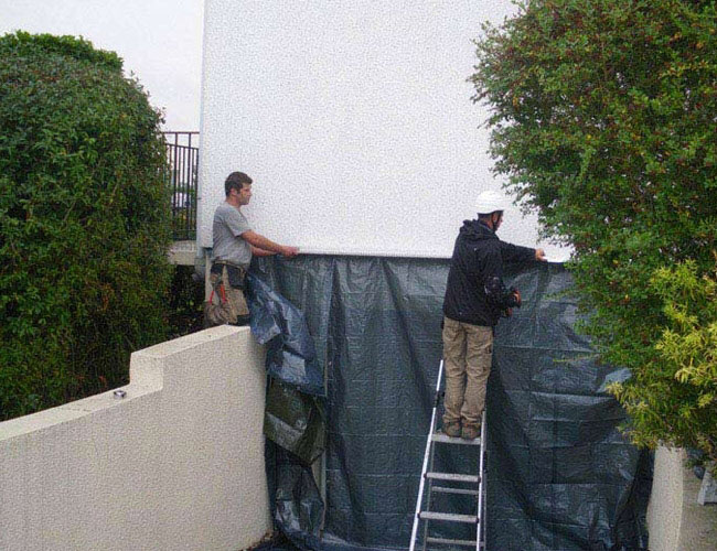 Isolation par l'extérieur d'une maison, avec enduit armuré STO