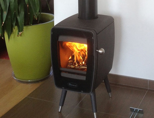 Pose d'un poêle à bois Dovre modèle Vintage 30 dans le Nord