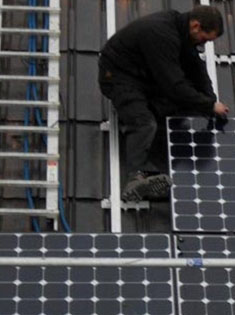 Installation de 10 panneaux solaires photovoltaïques