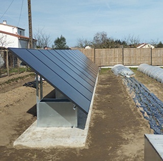 chantier de panneaux solaire photovoltaïque par Kbane